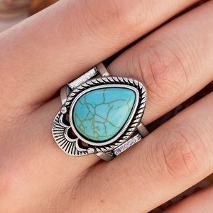 4 piece Jewelry Set 💕